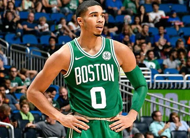 并呼吁通过 并呼吁通过