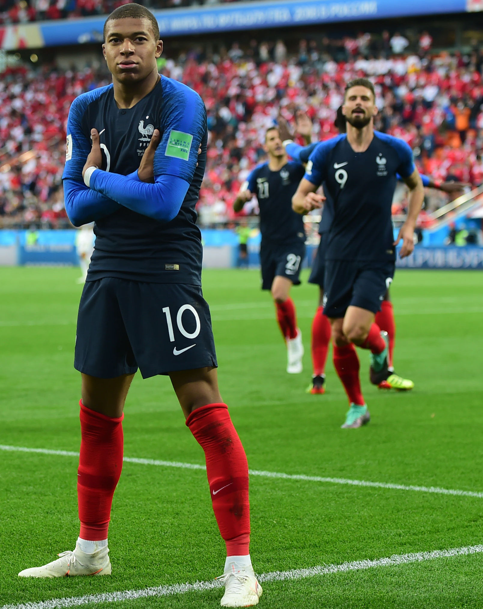 事件的背后 事件的背后