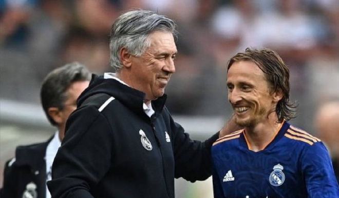 佩里达成签 佩里达成签